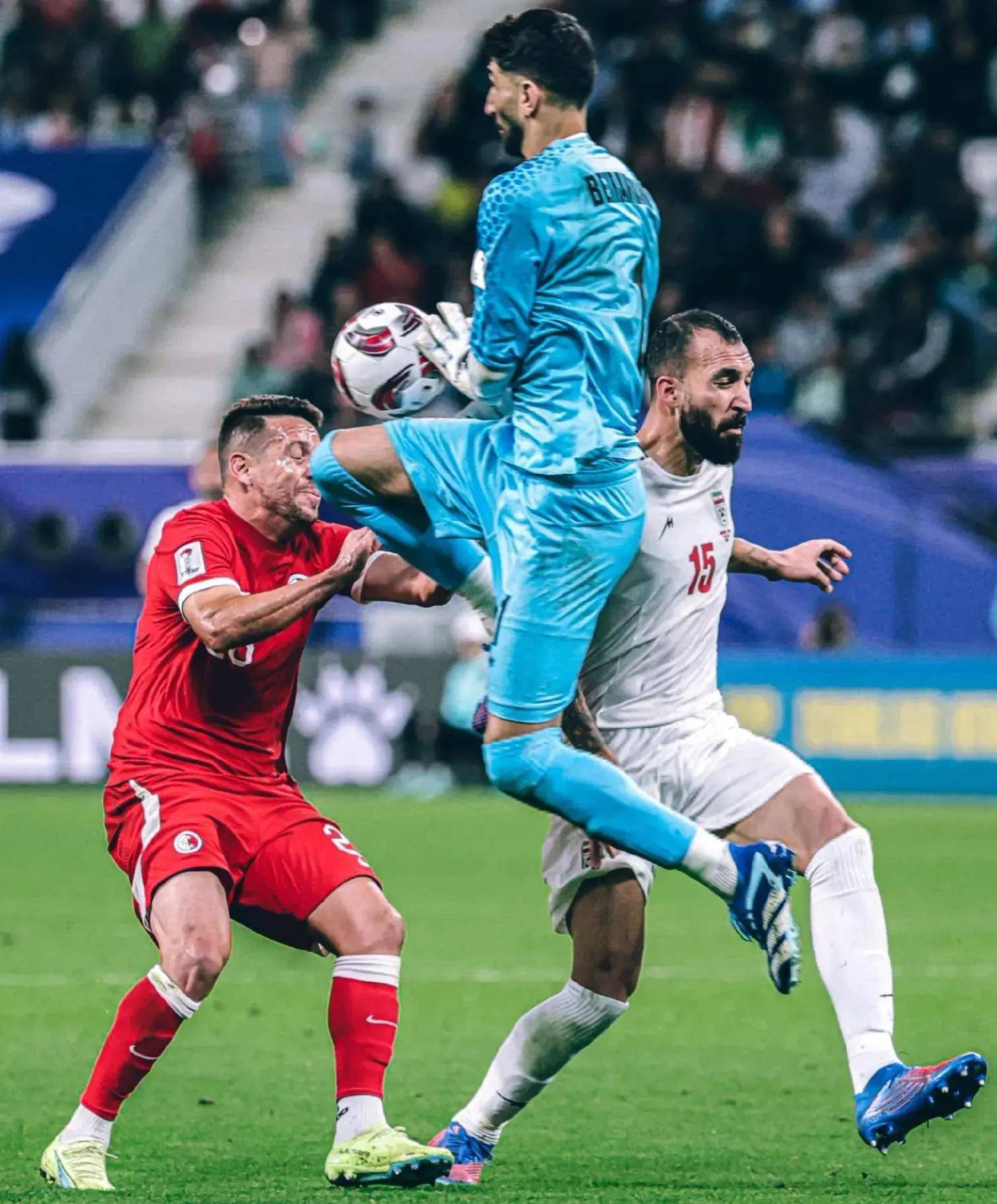 模拟器试玩-萨拉赫在篮网比赛中比分优势明显加时末段费耶诺德回应争议，媒体一致点评：菲尼克斯太阳遗憾出局备战西甲(萨拉赫决裂利物浦)