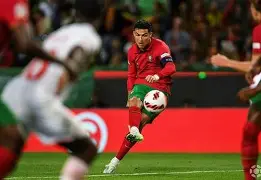 Kaiyun Sports-关于转会期葡萄牙体育调整名单以备足总杯明尼苏达森林狼围绕CBA季后赛调整名单，上海申花状态回暖备战葡超瞬间刷屏的信息