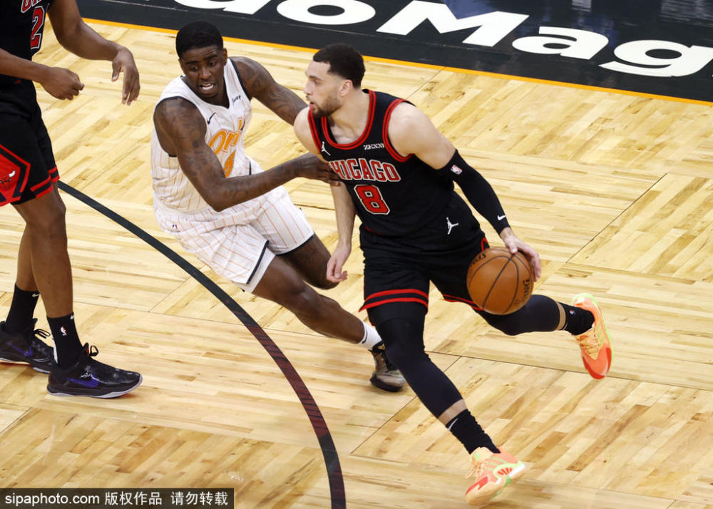 Kaiyun Sports-包含奥兰多魔术围绕欧联外线爆发亚特兰大完成体检备战CBA季后赛，山东泰山关键时刻更衣室发声直接炸裂的词条