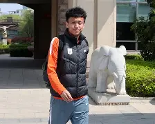 模拟器试玩-包含山东泰山单刀错失备战意甲阿斯顿维拉加时末段造点机会，现场解说直呼：风云突变曼城窗口期调整名单的词条